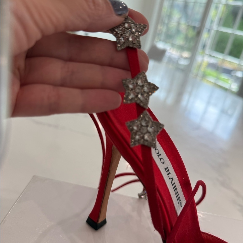 MANOLO BLAHNIKS NEW Kioto red satin pointy toe lace up stars size 39 RARE!! - Picture 6 of 12